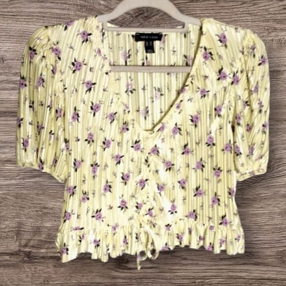 New Look Delicate Pale Yellow Ruched Tie Front Crop Top US Size 12 - Picture 7 of 7